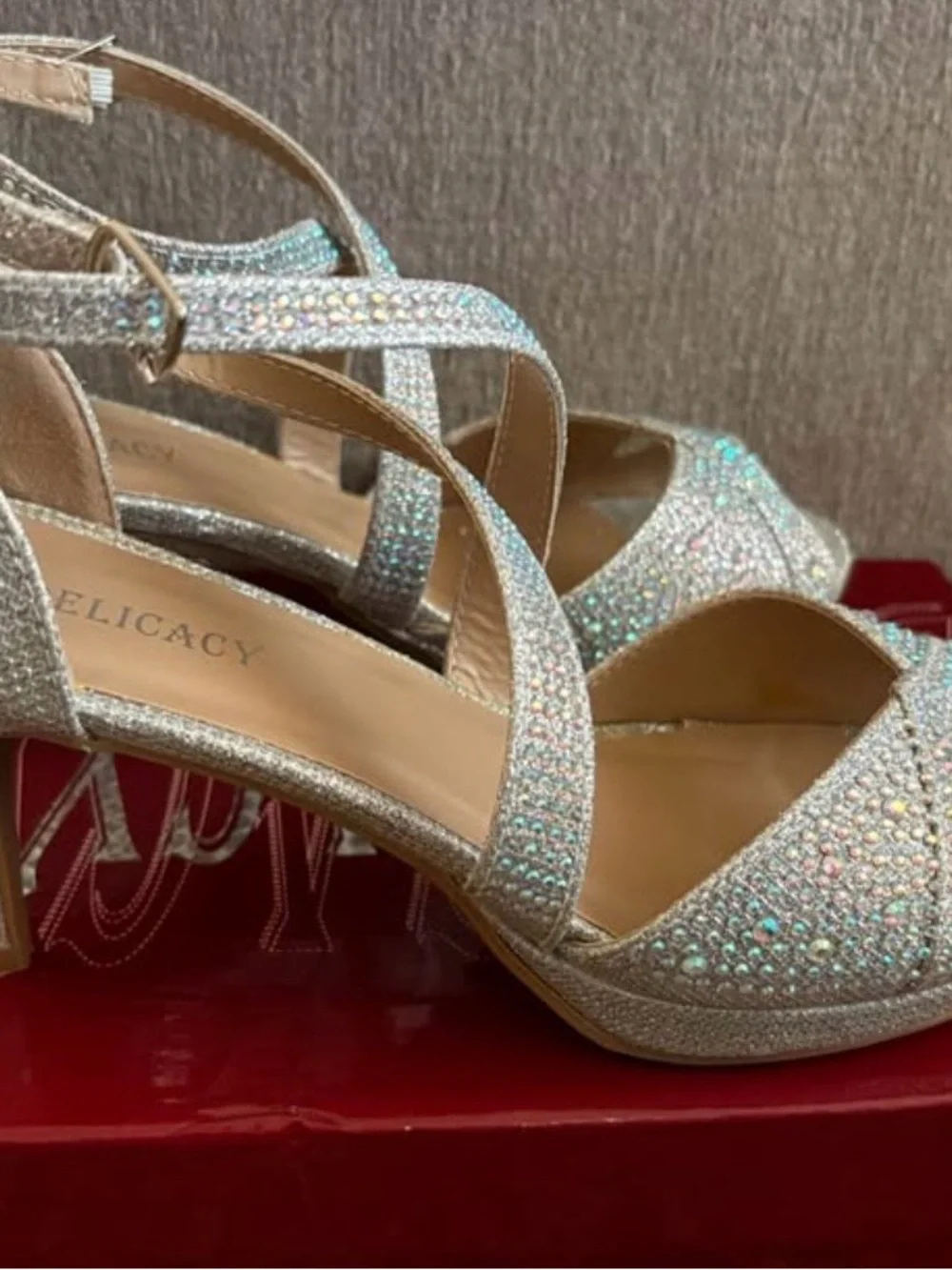 Delicacy Silver Sparkle Holographic Pump Heels Open Toe Cross Strap Size 7